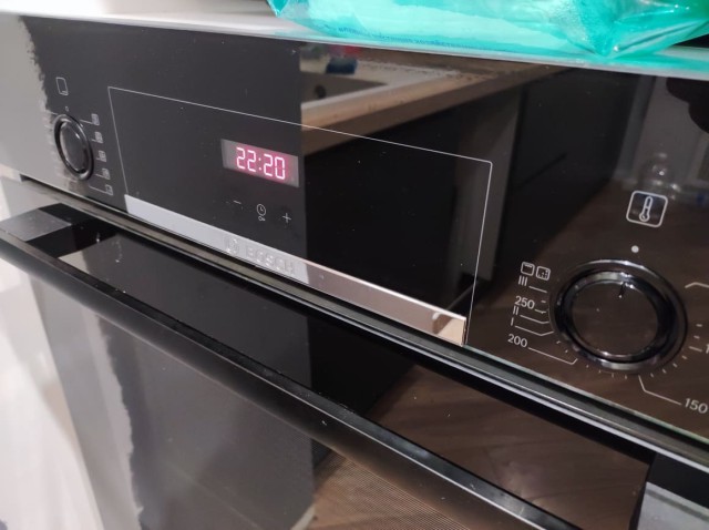 Отзыв на встраиваемый духовой шкаф Bosch HBF554YB0R