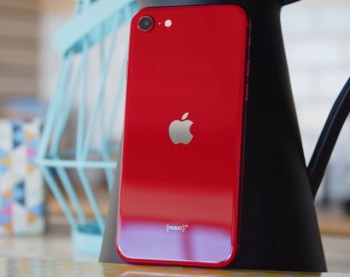 Смартфон Apple iPhone SE (2022)