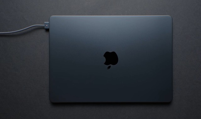 Отличный промежуточный макбук или почему стоит купить MacBook Air 2022 на M2
