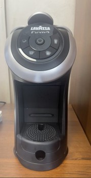 Капсульная кофемашина LF400 Milk