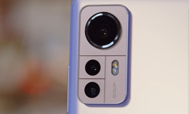 Младший флагман или лучший смартфон в линейке: отзыв на Xiaomi 12X