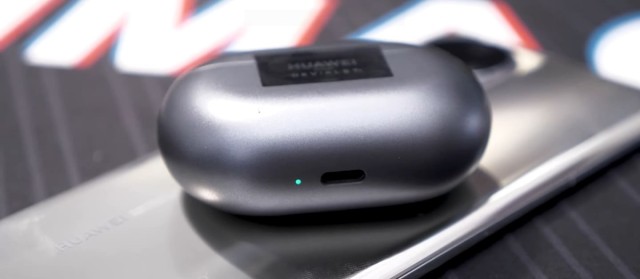 Гибридный звук, странная форма и сладкая цена: отзыв на Huawei FreeBuds Pro 2.